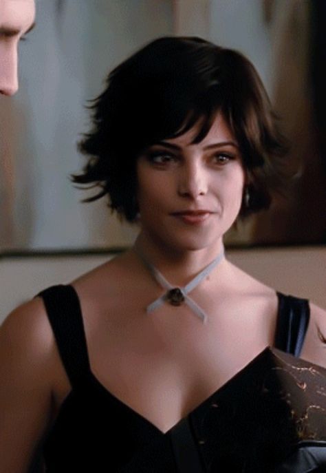 Alice Cullen, Short Hair, Hair