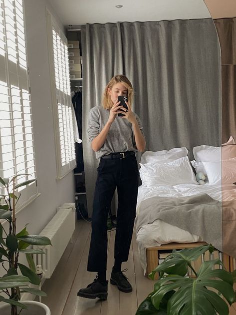 Anna Campbell Wedding Dress, Cashmere Loungewear, Minimalist Moda, At Home Outfits, Homewear Woman, Homewear Fashion, 2020 Fashion Trends, Hipster Outfits, Neue Outfits