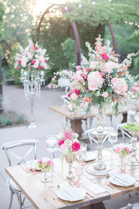 Pink And Fuschia Wedding, Pale Pink Wedding Flowers, Wedding Table Arrangements, Princess Table, Blush Pink Wedding Flowers, Fuschia Wedding, Pink Flower Arrangements, Magenta Wedding, Table Arrangements Wedding