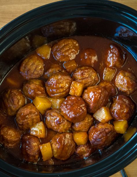 Crockpot Sauce, Meatballs Pineapple, Meatballs Bbq, Pineapple Meatballs, Can Pineapple, Barbecue Meatballs, Crockpot Meatballs, Meatballs Recipes, Savory Meatballs