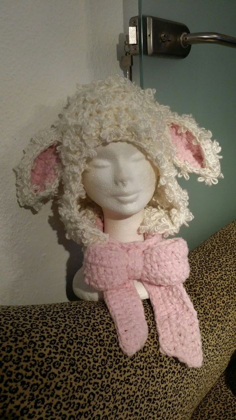 Crochet lamb hoodie Soft Gamine, Diy Vetement, Kawaii Crochet, Fun Crochet Projects, Crochet Design, Diy Crochet Projects, Crochet Accessories, Crochet Gifts, Crochet Fashion