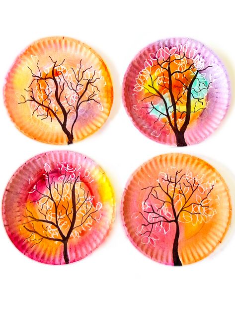 Crayon Resist Watercolor Fall Tree Craft Four Seasons Craft For Kindergarten, Tree Art Craft, Autumn Tree Art For Kids, Tree Arts And Crafts, Primary Art Ideas, Crayon Resist Art, Gratitude Tree For Kids, Fall Crafts For Kids 8-10, 1st Grade Art Projects Fall