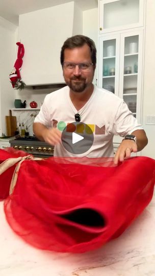 119K views · 3.4K reactions | Here’s the link to everything I used to make my giant bow:👉 https://tapthe.link/GiantBallsBows 👈 #christmastime #christmascountdown #Christmas #christmascrafts #christmasdecor | The Navage Patch The Navage Patch, Navage Patch, Ginger Bread House Diy, Diy Gingerbread, Door Bow, Giant Bow, Gingerbread Diy, Big Doors, Burlap Sacks