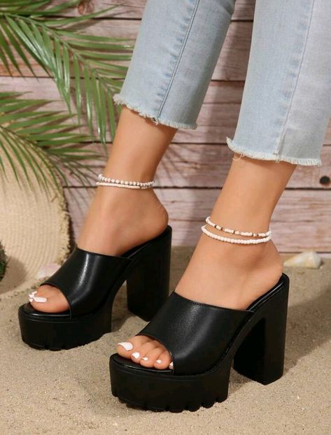 Summer High Heels, Platform Wedge Heels, Slipper Sandals, Footwear Design Women, Platform Wedge Sandals, Fashion Tips For Women, Platform Wedge, Strappy Heels, Womens Heels