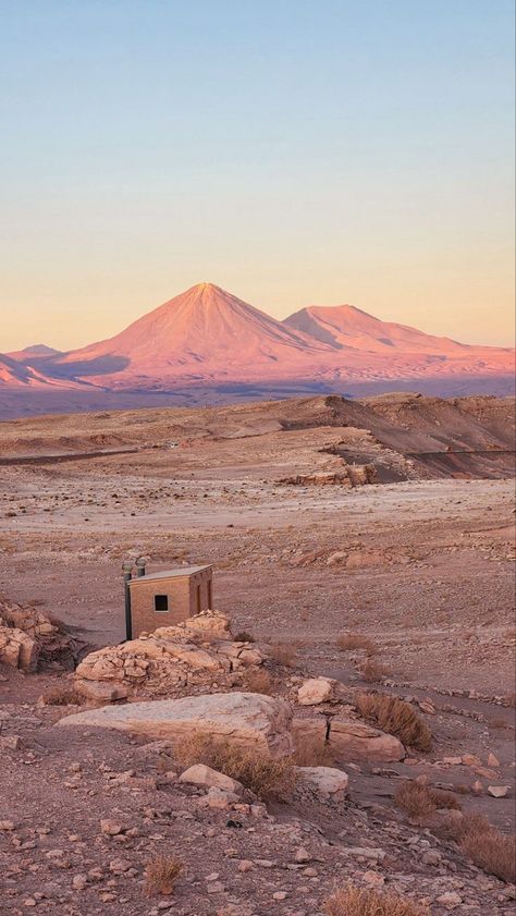 Chile Landscape, San Peter, Atacama Desert Chile, Travel Chile, Swag Wallpaper, Atacama Desert, Chile Travel, What A Beautiful World, Sonoran Desert