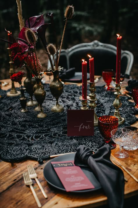 Something Wicked This Way Comes | Halloween Wedding Ideas 2020 Modern Gothic Wedding, Dark Gothic Wedding, Dark Romantic Wedding, Gothic Wedding Theme, Dark Wedding Theme, Halloween Themed Wedding, Modern Gothic, Goth Wedding, Dark Wedding