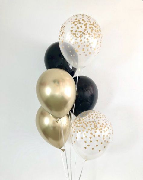 Black Gold Graduation Party Ideas, Graduation Party Black And Gold, Gold And Black Party Theme, Black And Gold Grad Party, Black And Gold Graduation Party Ideas, Black And Gold Graduation Decorations, Black And Gold Bachelorette Party, Balloons Black And Gold, Gold Chrome Balloons