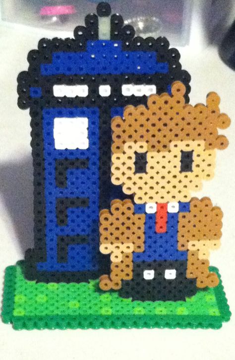 Dr Who Pixel Art, Doctor Who Perler Beads, Doctor Who Pixel Art, Doctor Who Crafts, Geeky Craft, Pixel Beads, Melty Bead Patterns, 3d Perler Bead, Art Perle