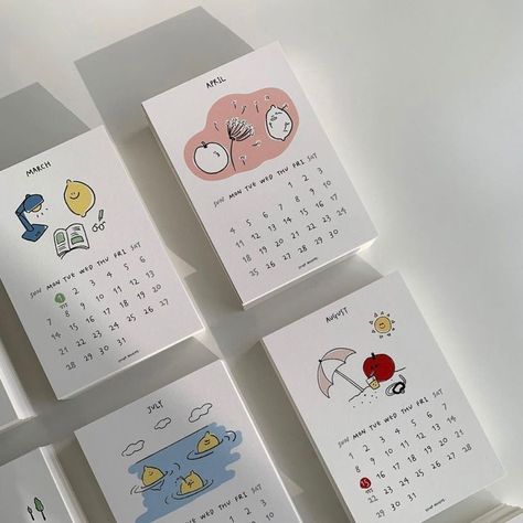 Calendar Design Inspiration, Table Calendar, 달력 디자인, Study Stationery, Custom Calendar, Diy Calendar, Bullet Journal Diy, Bullet Journal Writing, Bullet Journal Lettering Ideas