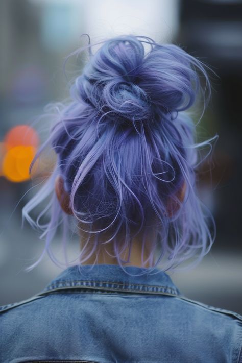 Purple Medium Hair, Dual Hair Color, Periwinkle Hair, Purple Hair Color Ideas, Purple Hair Color, Two Tone Hair, Lilac Hair, Subtle Highlights, Lavender Hair