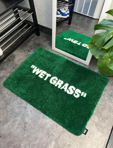 Decorate your boring room and make it more suitable for a "chilling spot" with the boys. Click visit to get this cheap, yet expensive looking rug on amazon! Green Fur Rug, Dark Green Fluffy Rug, Grass Green Area Rug, Trippy Fuzzy Rug, Fuzzy Green Rugs, Grass Rug, Hypebeast Room, White Rug, Handmade Rugs