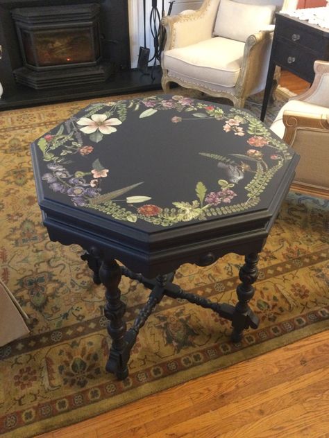 #fusionmineralpaint #iodtransfers Artsy Furniture Painting, Whimsigoth Dining Table, Witchy Painted Furniture, Table Flipping Ideas, Hand Painted Table Tops Ideas, Painted Table Top, Painted Table Tops, Upcycle Table, Painted Dining Table