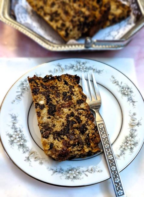 Condensed milk fruit cake (with Baileys Irish Cream) - Foodle Club Baileys Original Irish Cream, Milk Fruit, Jam Tarts, Cotton Cake, Glace Cherries, Condensed Milk Recipes, Irish Cream Liqueur, Fruitcake Recipes, Cream Liqueur