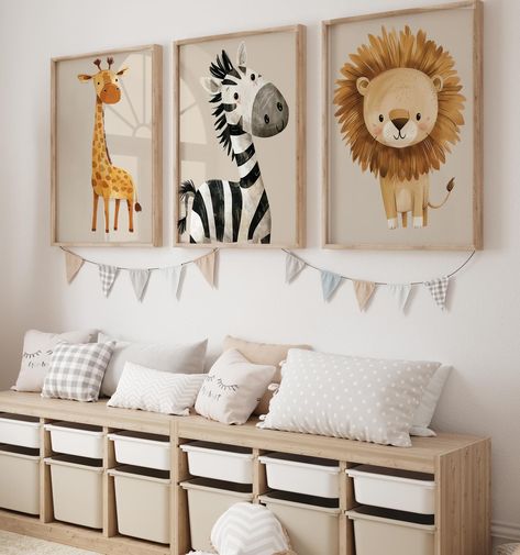 Capture the charm and adventure of the wild with our “Safari Nursery Wall Art” set, featuring adorable illustrations of a giraffe, zebra, and lion. Perfect for creating a playful and engaging atmosphere in any nursery, these prints celebrate the beauty of safari animals and the joy they bring. • Cute Safari Animals: 🦒 Giraffe, 🦓 Zebra, and 🦁 Lion, each with a friendly expression to delight your child. Giraffe Mural, Boho Safari Nursery, Safari Animal Nursery, Wall Art Baby Room, Boho Safari, Animal Nursery Prints, Safari Nursery Wall Art, Room Decor Boho, Baby Room Wall Art