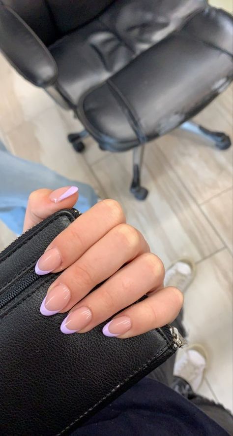 Lilac Nails Tips, Almond Nails With French Tip Color, Lilac French Nails Almond, Pastel Purple French Tip Nails Almond, French Tip Nails Periwinkle, Summery French Tip Nails, Lavender Purple French Tip Nails, Lilac Purple French Tip Nails, French Tip Light Purple