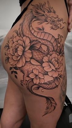 Sexiest Tattoos, Dragon Thigh Tattoo, Side Thigh Tattoos, Hip Thigh Tattoos, Inner Forearm Tattoo, Dragon Tattoo For Women, Hip Tattoos Women, Thigh Tattoos, Leg Tattoos Women