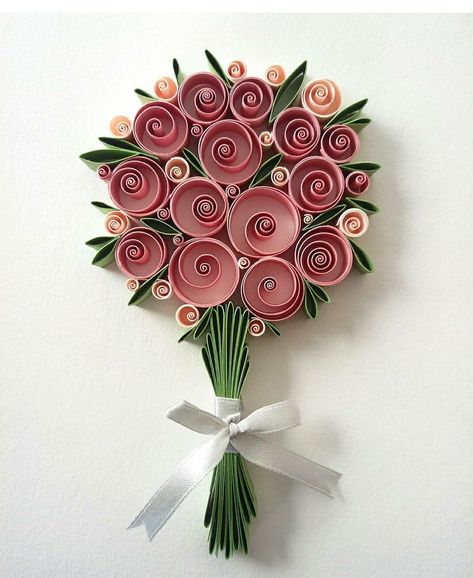 Mothersday Ideas, Teknik Quilling, Diy Quilling Crafts, Quilling Flower Designs, Paper Quilling Tutorial, Paper Quilling For Beginners, Paper Quilling Flowers, Paper Quilling Cards, Origami And Quilling