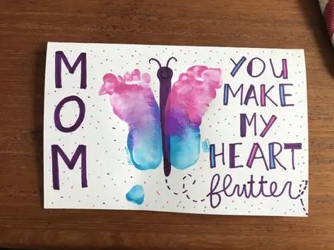 Baby Footprint Crafts, Mothers Day Crafts Preschool, Easy Mother's Day Crafts, Diy Mother's Day Crafts, Mother's Day Projects, Footprint Crafts, Baby Art Projects, Cadeau Parents, Folding Origami