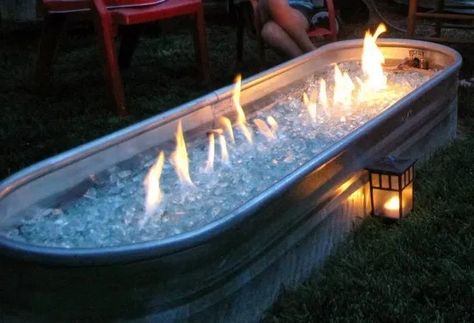 Creative ways to reuse old galvanized cubes in your garden | My desired home Diy Fire Pit Ideas, Horse Trough, Ideas For Backyard, Galvanized Tub, Water Trough, Fire Pit Furniture, Patio Fire Pit, Fire Pit Designs, Propane Fire Pit