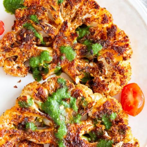 Cajun Cauliflower, Vegan Cajun, Cauliflower Steaks Recipes, Steak With Chimichurri Sauce, Cauliflower Steak, Roasted Cauliflower Steaks, Spicy Cauliflower, Cauliflower Gratin, Spiced Cauliflower