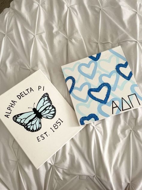 27 Sorority Big Little Canvas Ideas You Can Recreate Right Now Big Doodles Aesthetic, Aesthetic Big Canvas Painting, Canvas Painting Ideas For Gifting, Mini Painting Canvas Ideas, Sorority Canvas Adpi, Painting Ideas On Canvas Sorority, Big Little Date Ideas, Adpi Painting Canvases, Blue Sorority Canvas