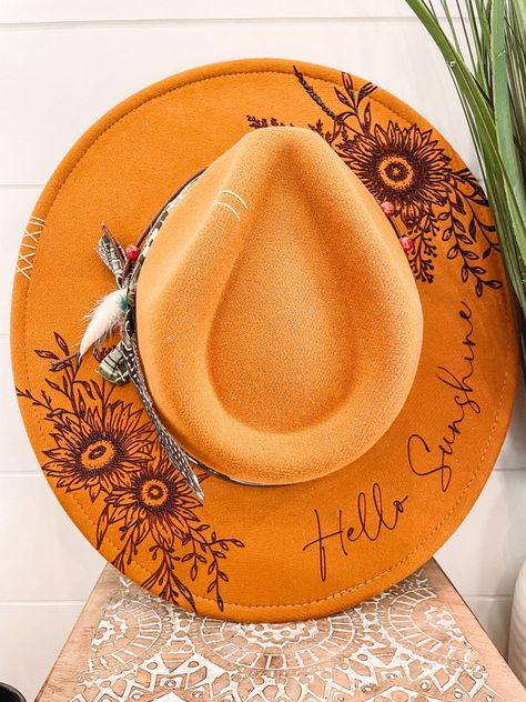 Leave Her Wild Floral Burned Hat, Floral Engraved Cowboy Hat, Sunflower Hat, Sunflower Burned Fedora, Engraved Felt Hat, Boho Hat - Etsy Hand Burned Hats, Wood Burned Hats, Cowboy Hat With Flowers, Pyrography Hats, Felt Hat Burning Designs, Hat Burning Ideas, Diy Leather Hat, Burning Hats, Womens Western Hats