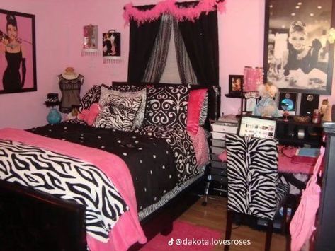 Zebra Print Rooms, Zebra Bedroom Decor, Zebra Bedroom, 2000s Room, Bedroom Furniture Inspiration, Zebra Room, Y2k Bedroom, Print Room Decor, Girl Bedrooms