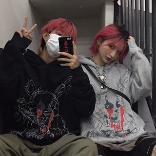 Couple Matching Hair, Couples Matching Hair Color, Matching Couple Hair Color, Couples Matching Hair Dye, Couples With Matching Dyed Hair, Hip Tattoos Women, Dyed Hair Inspiration, Haircuts Straight Hair, Couple Matching