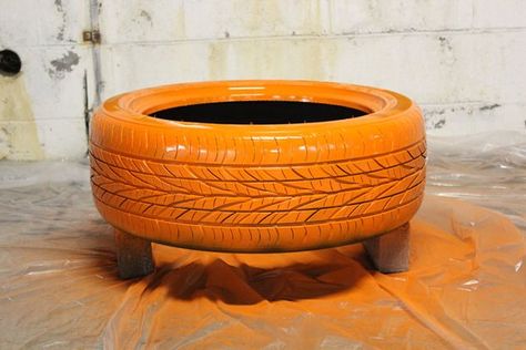 How to Design a Circular Driveway Diy Tires, Tire Diy, Tires Diy, Tire Ideas, Repurposed Tire, Tire Seats, Tire Chairs, Painted Tires, Reuse Old Tires