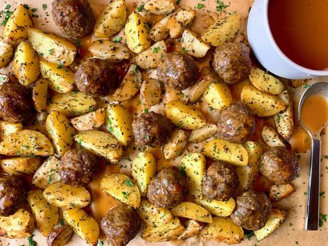 Meatballs and Potatoes on a parchment paper lined baking sheet with a bowl of gravy Sheet Pan Meatballs, Potatoes And Meatballs, Meatballs And Potatoes, Easy Pasta Dinner Recipes, Hamburger And Potatoes, Juicy Meatballs, Meatballs And Gravy, Ground Beef And Potatoes, Easy Pasta Dinner