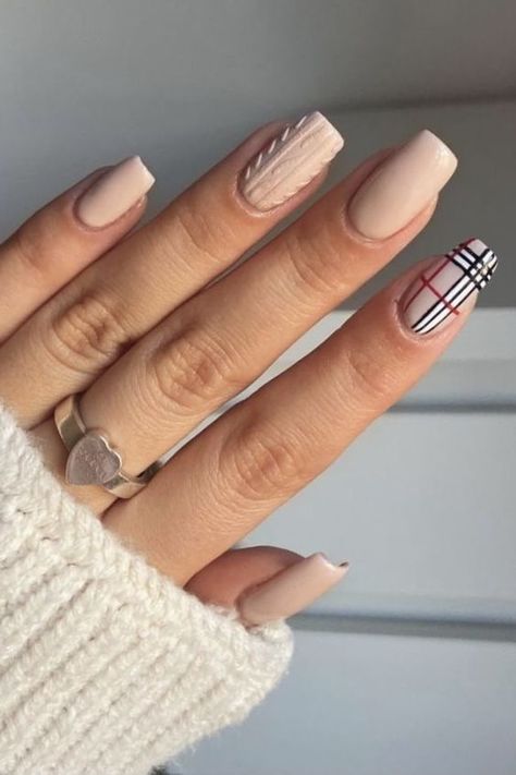 November Nails, Plaid Nails, Sweater Nails, Thanksgiving Nails, Neutral Nails, Xmas Nails, Pretty Acrylic Nails, Chic Nails, Short Acrylic Nails