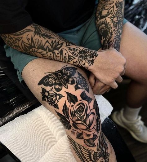 Traditional Thigh Tattoo, Traditional Tattoo Black And Grey, Traditional Tattoo Man, Thigh Tattoo Men, Traditional Hand Tattoo, Traditional Black Tattoo, Shin Tattoo, Traditional Tattoo Inspiration, Traditional Tattoo Sleeve