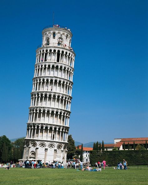 Experience Romanesque Architecture Through These 15 Iconic Structures Pisa Tower, Romanesque Architecture, Pisa Italy, Tower Of Pisa, Toscana Italia, Italy Holidays, Famous Buildings, Voyage Europe, Iconic Buildings