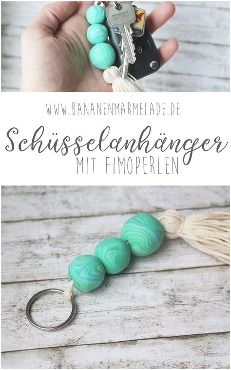 Ich wollte es auch mal wieder mit Fimo zu versuchen. Deshalb zeige ich euch heute eine kleine Anleitung für meinen neuen Schlüsselanhänger mit Fimoperlen. Diy Crafts Keychain, Banana Jam, Diy Fimo, Clay Crafts For Kids, Fall Arts And Crafts, Diy Bowl, Personalised Gifts Diy, Sell Diy, Fall Crafts For Kids