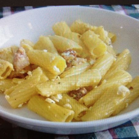 Rachel Ray Carbonara Recipe, Rachel Ray Recipes, Chicken Carbonara, Food Pasta, Carbonara Recipe, Rachel Ray, Cast Iron Recipes, Soft Foods, Fine Dining Recipes