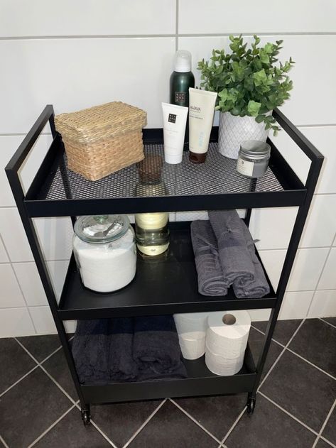 Bathroom Cart Organization Ideas, Bathroom Cart Ideas, Bathroom Storage Cart, Bathroom Room Decor, Bathroom Cart, Wc Decoration, Girl Apartment Decor, Bathroom Shelf Decor, Ideas For Bathroom