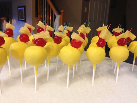 Cake pops | pineapple upside down Upside Down Cake Pops, Pineapple Cake Pops, Babycakes Cake Pop Maker, Fun Cake Pops, Cake Pops Recipe, Cake Pop Maker, Cake Pop Ideas, Bakery Food, Pop Ideas