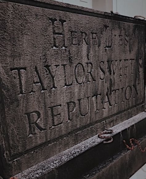 Taylor Swift Reputation Aesthetic, Taylor Swift 2017, Reputation Aesthetic, Aesthetic Era, Taylor Swift Reputation, Photos Inspo, Red Taylor, Mötley Crüe, Taylor Swift Album