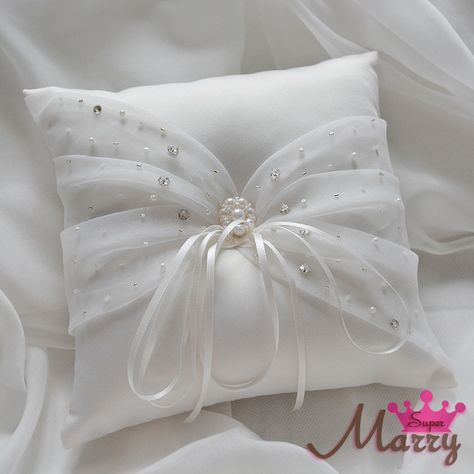 Wedding Ring Pillow Diy, Traditional Wedding Accessories, Recycle Wedding Dress, Ring Bearer Pillow Lace, Ring Pillow Lace, Wedding Cushion, Wedding Ring Cushion, Wedding Ring Bearer Pillow, Creative Pillows