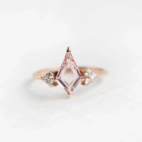 kite shaped pink morganite engagement rings with trio diamond accents on either side of the center stone Morganite Engagement Rings, Pink Morganite Engagement Ring, Flawless Diamond, Sophisticated Bride, Bespoke Engagement Ring, Round Engagement Rings, Vintage Wedding Band, Simple Engagement Rings, Morganite Engagement