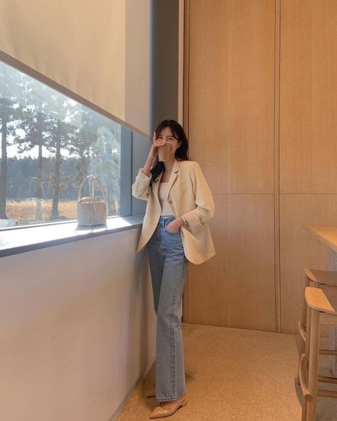 Korean Work Outfits Women, Business Casual Outfits Korean, Work Outfits Women Korean, Korean Business Casual Outfits, Korean Corporate Attire, Korean Office Outfits Women, Korean Office Outfit, Korean Business Fashion, Korean Business Casual