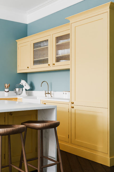 Rag n Bone Cabinet Makers can bring a taste of luxury to your home with ease. Our streamlined online service is designed to save you both time and money, achieving your dream kitchen without having to leave the house . ( yellow kitchen, kitchen design, small kitchen, modern home, pastel interiors, rustic kitchen, kitchen cabinets, shaker style, bright interior design, kitchen inspiration, cabinet organisation, storage, pantry, larder, rustic kitchen, blue kitchen, yellow home, renovation ) Bone Kitchen Cabinets, Rustic Kitchen Blue, Kitchen Ideas Wooden, Pastel Yellow Kitchen, Kitchen Cabinets Luxury, Yellow Kitchen Inspiration, Bone Cabinet, Yellow Kitchen Ideas, Kitchen Cabinets Shaker Style