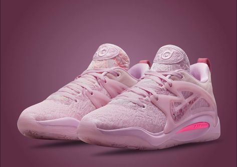 Kd 15 Aunt Pearl, Nike Kd 15, Zapatillas Nike Basketball, Cheap Volleyball Shoes, Bb Shoes, Pink Basketball Shoes, Nike Volleyball Shoes, Volleyball Sneakers, Best Volleyball Shoes