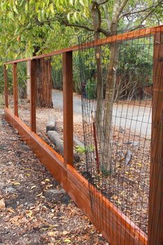 Let’s talk fencing for a minute. After the first of the year, when 90% of the fences are re-done, we will talk a lot more about fencing. but for the sake of sharing the current fence status over here, i thought i’d share some images for your enjoyment. with the exception of this fence line… Portable Dog Fence, Pagar Modern, Diy Dog Fence, Fence Backyard, Diy Backyard Fence, Deer Fence, Cheap Fence, Cheap Backyard, Diy Fence