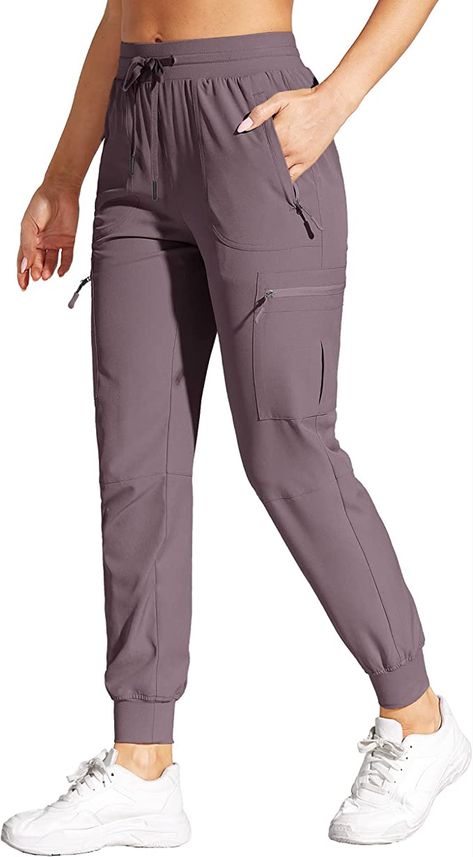 Best Joggers, Womens Cargo, Khaki Pants Women, Capri Outfits, Joggers For Women, Hiking Pants Women, Grey Cargo Pants, Golf Attire, Travel Pants