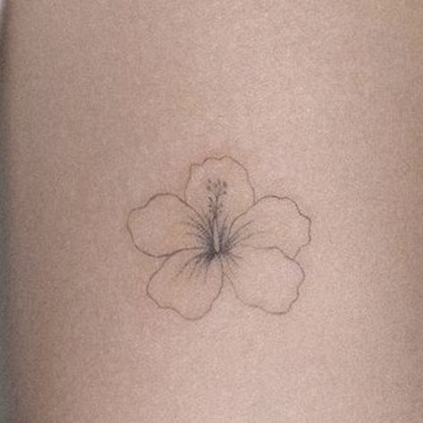 Hibiscus Stick And Poke, Hibiscus Flower Tattoo Fine Line, Small Tattoos Hawaii, Hibiscus Tattoo Aesthetic, Dainty Hibiscus Tattoo, Tiny Hibiscus Tattoo, Hawaiian Flower Tattoos For Women, Hibiscus Fine Line Tattoo, Summer Flower Tattoo