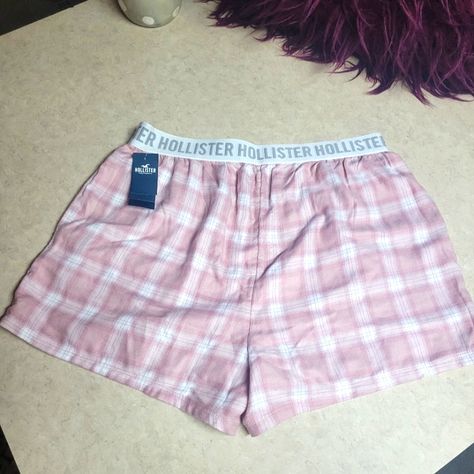 Cute Nwt Women Size Medium Hollister Flannel Boxer Style Shorts Pink White Soft Boxer Pjs, Wicked Outfit, Boxers For Girls, Pink Boxers, Womens Boxer Shorts, Girl Boxers, Boxers Women, Womens Boxer, Womens Boxers