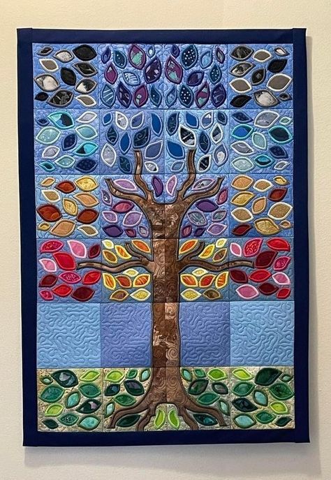 Large Fabric Tree, Machine Embroidery Wall Hangings, Tree Of Life Wall Hanging, Quilting Wall Hangings, Tree Of Life Quilt Pattern Free, Tree Of Life Quilts, Tree Of Life Quilt Pattern, Tree Quilts Ideas, Patchwork Wall Hanging