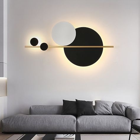 Nordic Lamp, Modern Minimalist Bedroom, Black Wall Lights, Wall Lamps Living Room, White Light Fixture, Metal Wall Light, Bedroom Bedside Lamp, Ideas Hogar, Gold Wall Art