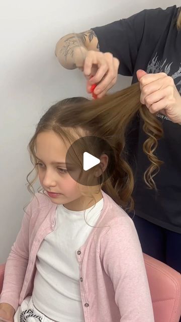 Hairstyle Ideas on Instagram: "How to do a messy bun!" Fake Bun Hairstyles, Toddler Buns Hairstyles, Kids Bun Hairstyles, Bun Hairstyles For Kids, How To Make Messy Bun, Kids Messy Bun, How To Bun, Fancy Buns, Bun With Curls